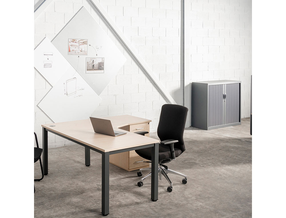 ARMARIO METALICO ROCADA DOIS PORTAS TIPO PERSIANA INCLUI UMA PRATELEIRA SERIE STORE 80X75X45 CM ACABAMENTO AC00 CINZA/CI