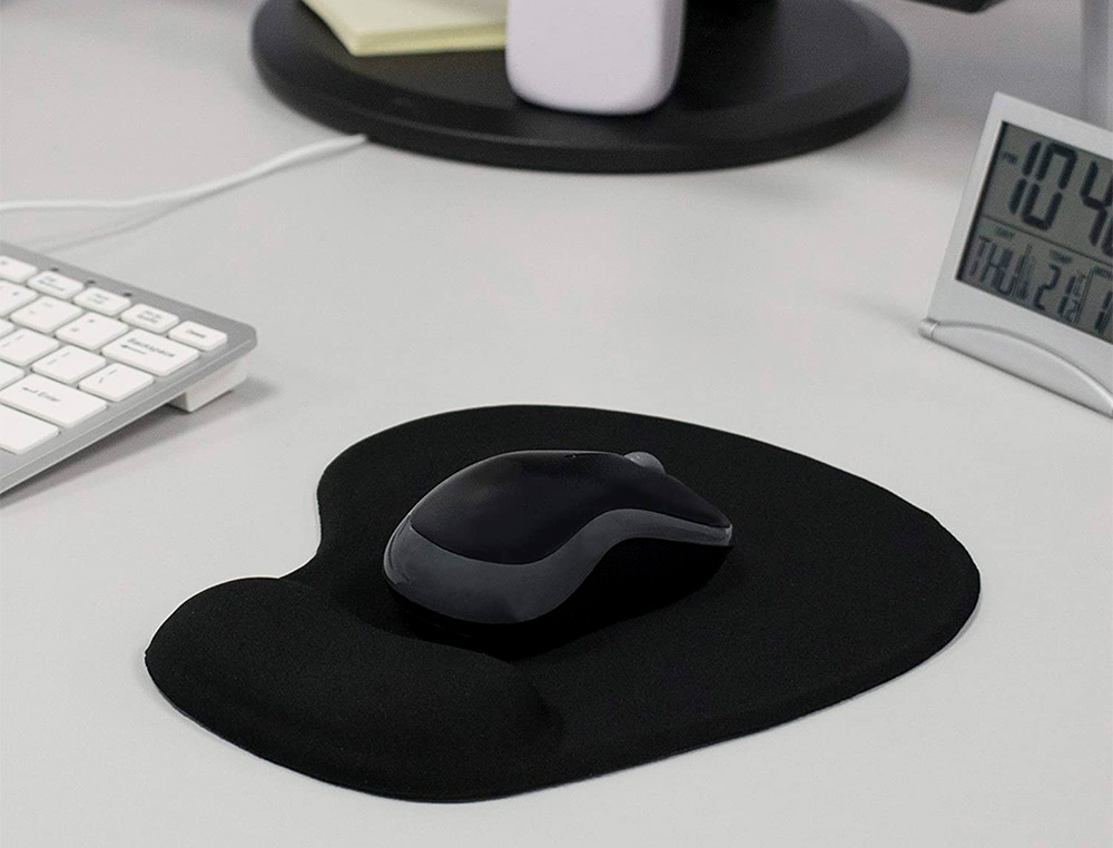 TAPETE PARA RATO Q-CONNECT COM APOIO DE PULSOS DE GEL COR PRETO