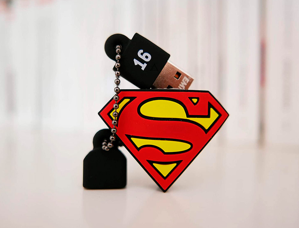 PEN DRIVE USB EMTEC FLASH 16 GB USB 2.0 COLLECTOR SUPERMAN