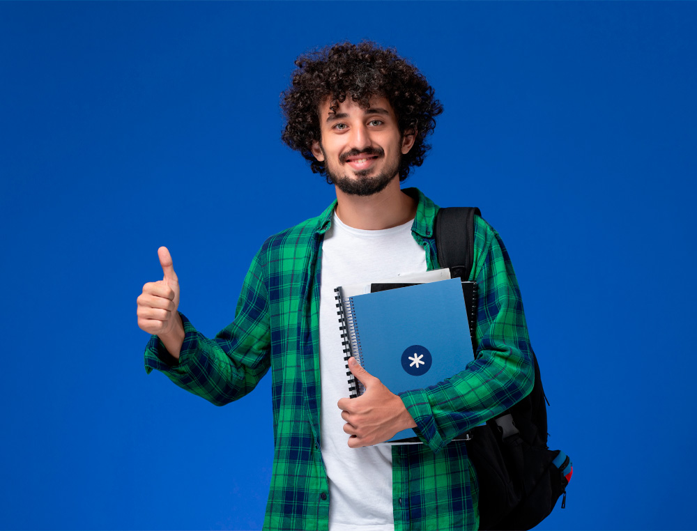 CADERNO ESPIRAL A4 MICRO ANTARTIK CAPA FORRADA 80F 90 GR QUADRICULA 5MM 1 BANDA 4 FUROS COR AZUL ESCURO