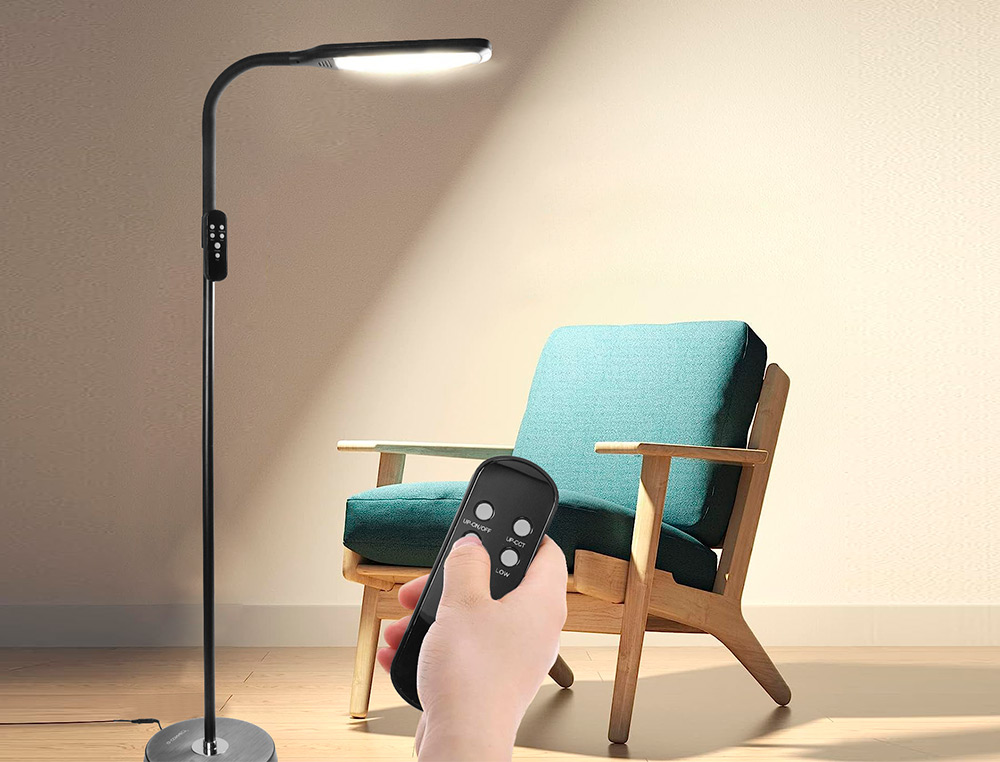 CANDEEIRO DE CHAO Q-CONNECT 15W COM CONTROLO REMOTO ALTURA 154 CM COR PRETO