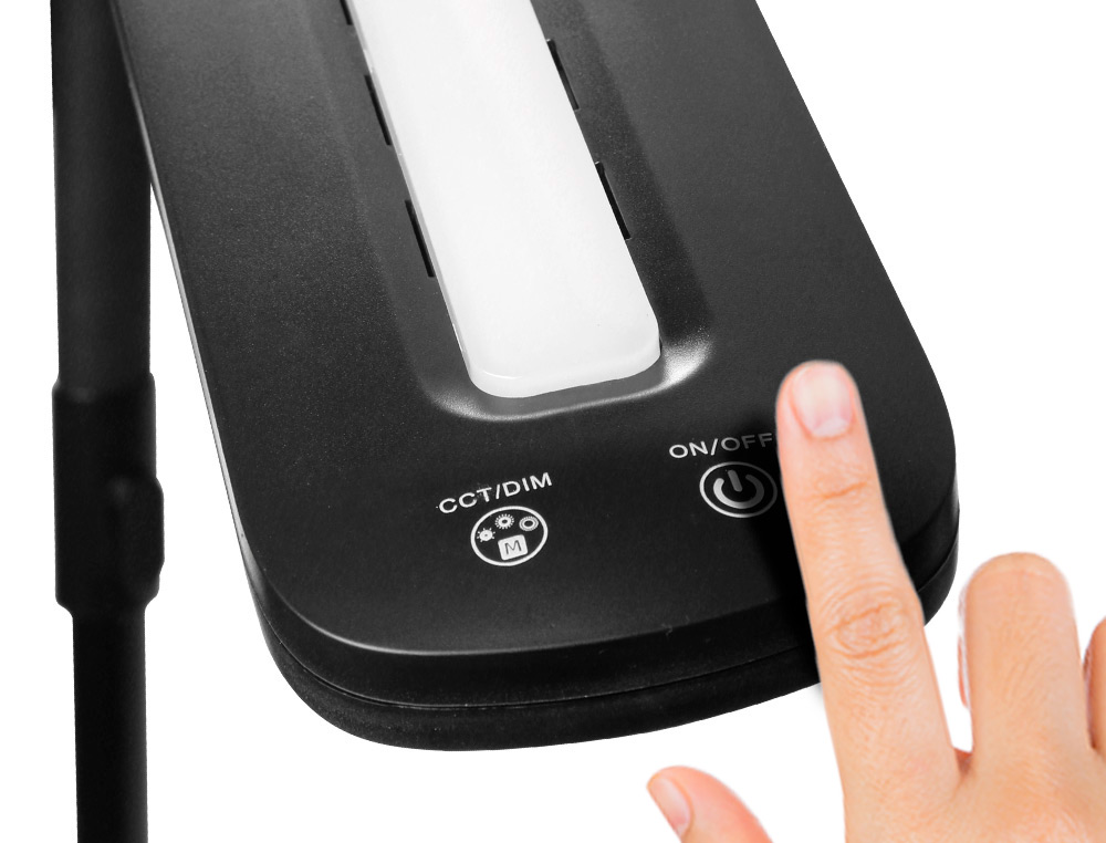 CANDEEIRO DE CHAO Q-CONNECT 15W COM CONTROLO REMOTO ALTURA 154 CM COR PRETO