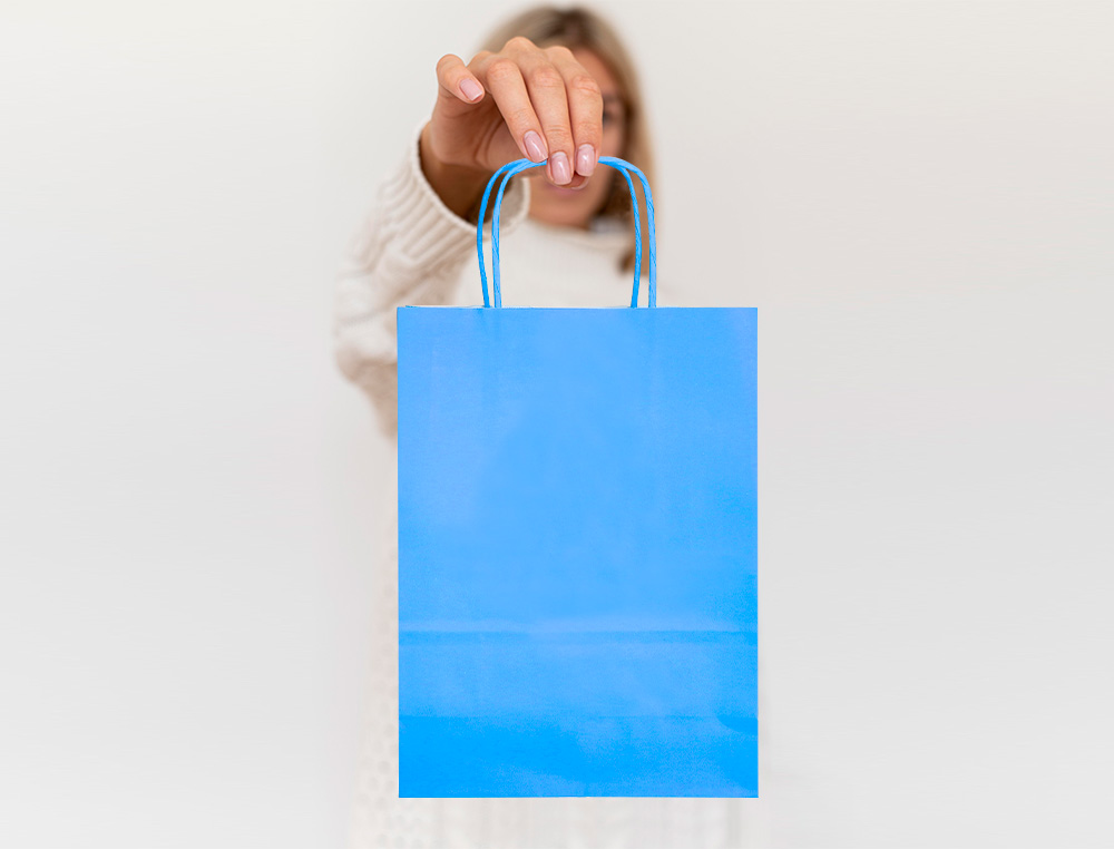 SACO DE PAPEL Q-CONNECT CELULOSE CELESTE L COM ASA TORCIDA 320X400X14 MM