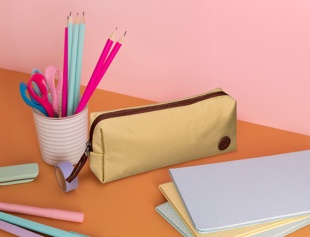 ESTOJO ESCOLAR ANTARTIK 1 COMPARTIMENTO COMPLEMENTO DA MOCHILA TEENS COR BEGE 80X55X210 MM