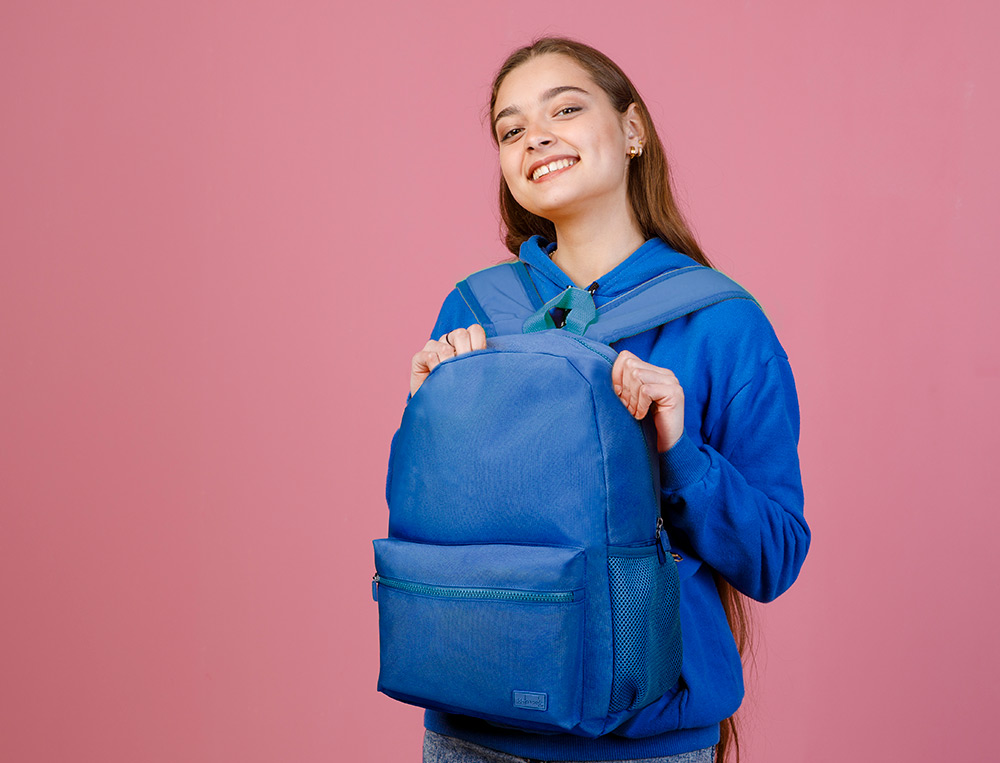 MOCHILA ESCOLAR LIDERPAPEL BOLSO LATERAL ELASTICO COR AZUL MARINHO 400X125X300 MM