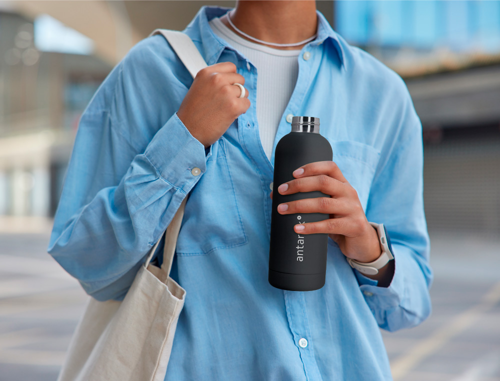GARRAFA ANTARTIK ISOTERMICA ACO INOXIDAVEL LIVRE DE BPA COR PRETO 500 ML