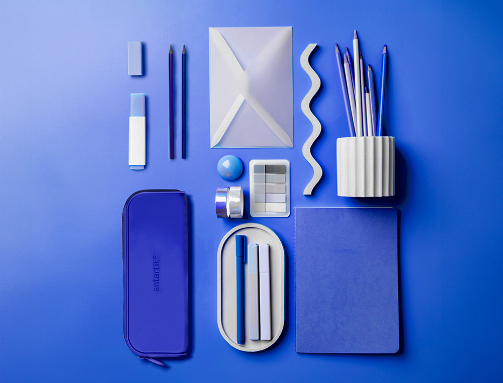 ESTOJO ESCOLAR ANTARTIK PRISMA SILICONE SOFT RETANGULAR 185X50X75 MM AZUL ESCURO