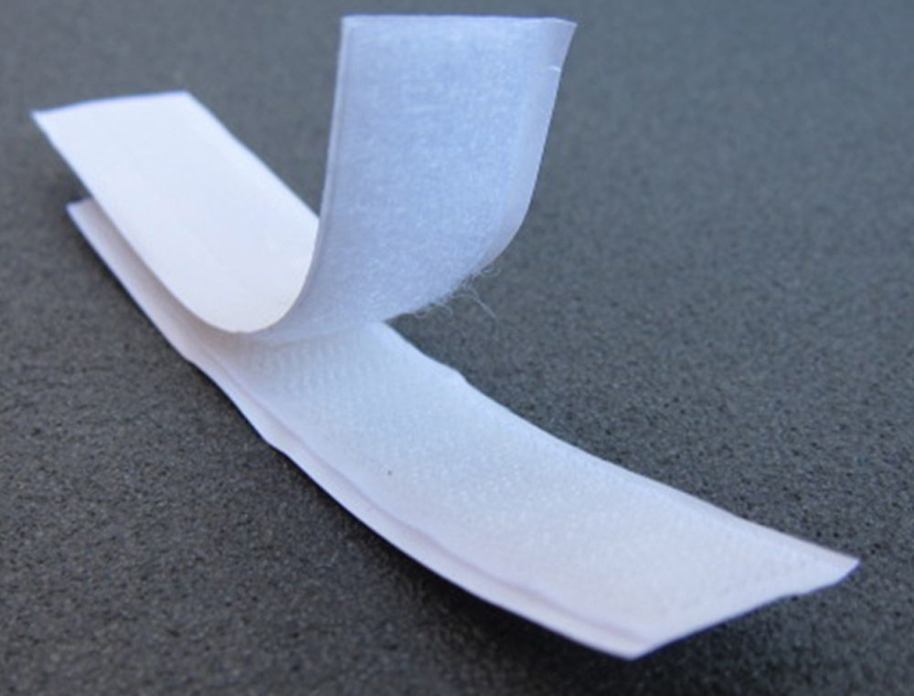 FITA DE VELCRO ADESIVO SUMO DIDACTIC SUAVE ROLO 25 MX20 MM